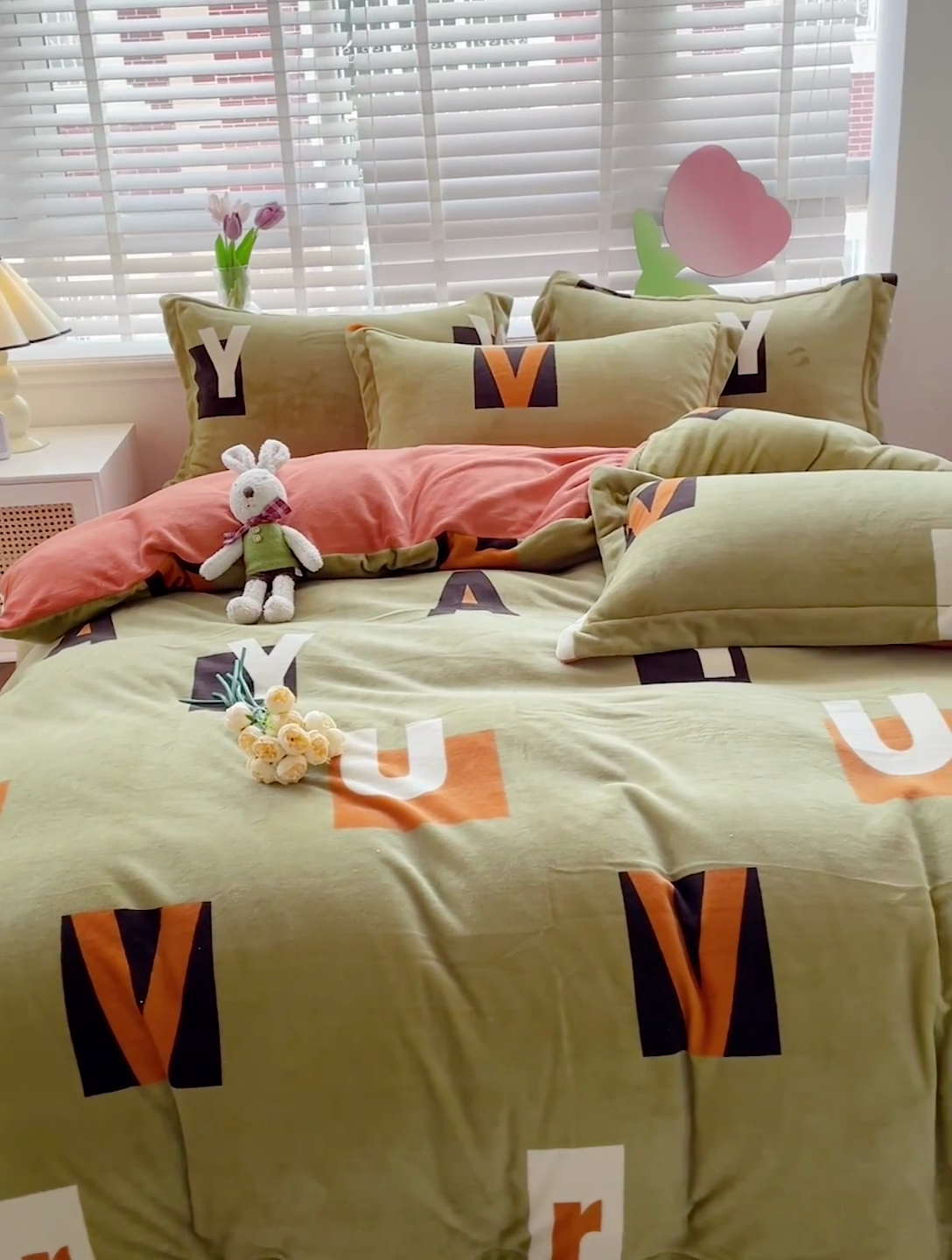 91家纺网 家纺一手货源 找家纺 丽涵家纺 2024秋冬新品冰岛臻棉绒保暖四件套 卡罗