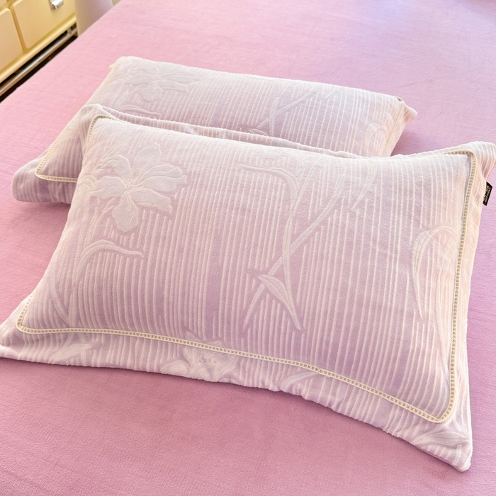 91家纺网 家纺一手货源 找家纺 简如 2025新款A类加厚冰岛立体雕花牛奶绒浮雕绒四件套（有买家秀） 蔓朵-熏衣紫