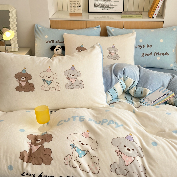 91家纺网 家纺一手货源 找家纺 2024新款大版卡通双面高克重牛奶绒床单款四件套 快乐汪