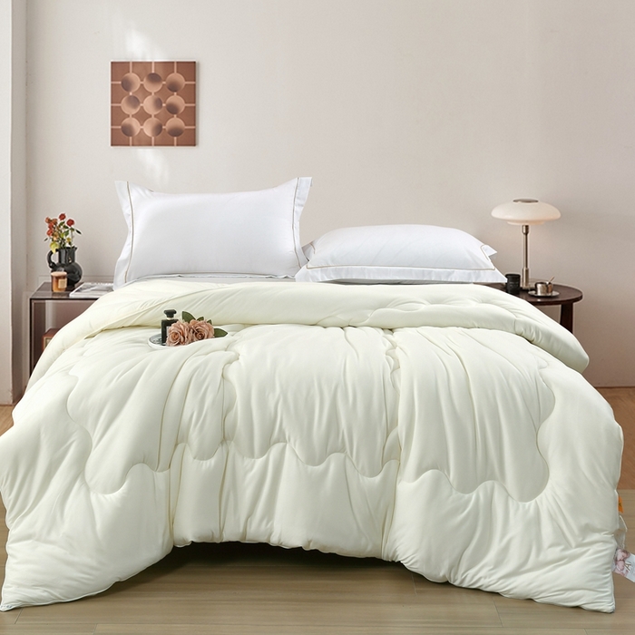 91家纺网 家纺一手货源 找家纺 丝薇雅 2024新款针织棉单边冬被 本白