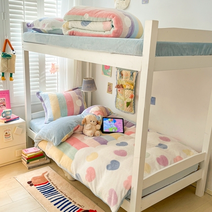 91家纺网 家纺一手货源 找家纺 川悦生活 2024新款雪花绒宿舍三件套 彩虹爱心兰