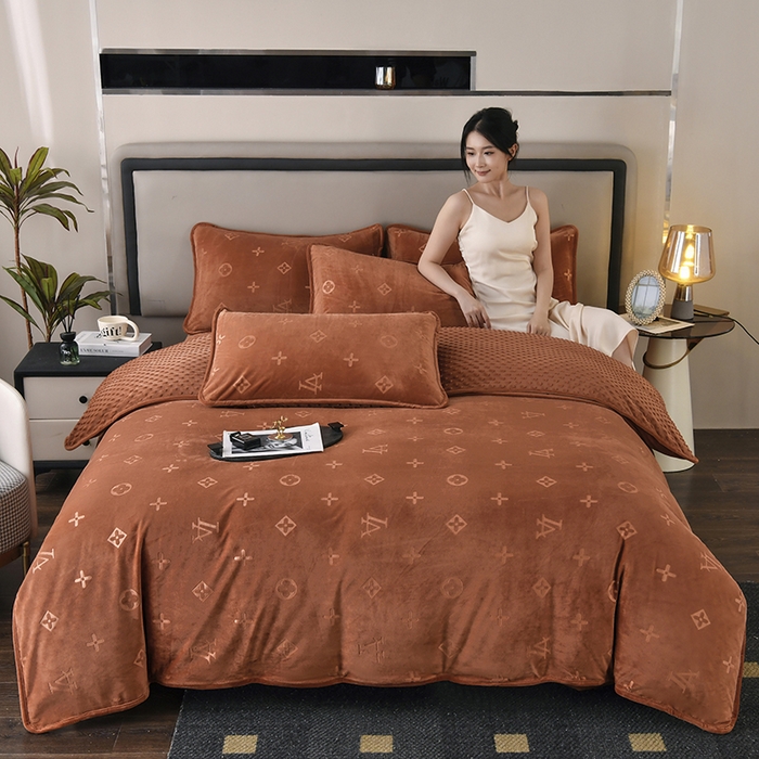 91家纺网 家纺一手货源 找家纺 满羽家纺 2024新款A类高克重婴儿绒提花牛奶绒四件套 爱马仕-橘