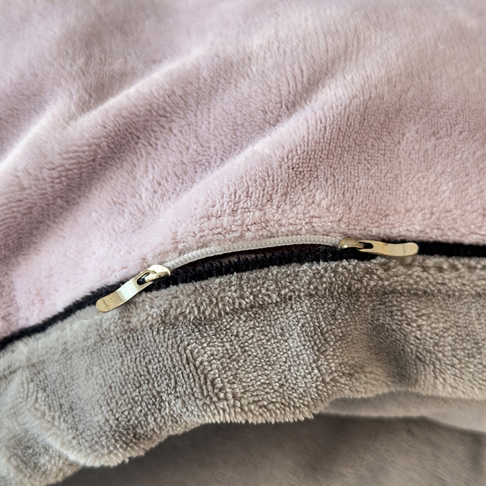 91家纺网 家纺一手货源 找家纺 欧邦 新款纯色牛奶绒单被套夹棉床盖三件套四件套 胭紫+浅灰