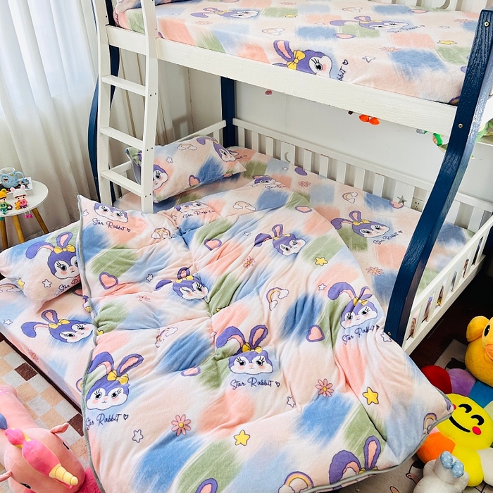 91家纺网 家纺一手货源 找家纺 小虾米 2024新款加厚上下床牛奶绒单被套 星黛兔