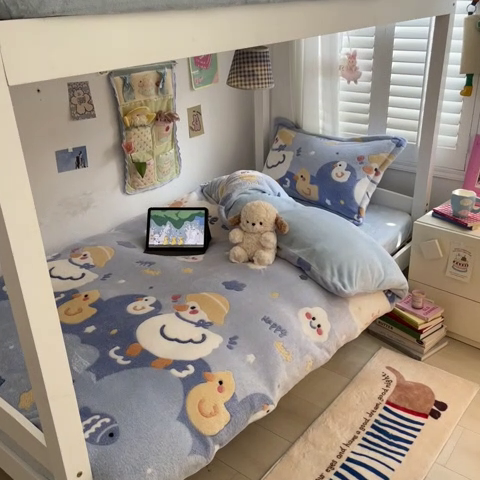 91家纺网 家纺一手货源 找家纺 川悦生活 2024新款雪花绒宿舍三件套 哒哒鸭吖