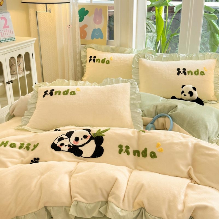 91家纺网 家纺一手货源 找家纺 易禾家纺 2024新款高克重加厚保暖牛奶绒四件套熊猫宝宝系列 熊猫宝宝--奶绿
