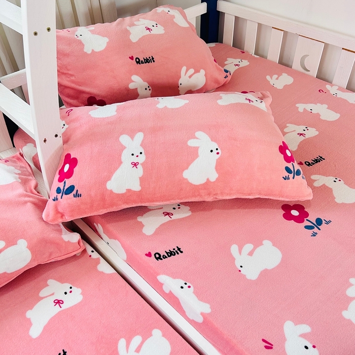 91家纺网 家纺一手货源 找家纺 小虾米 2024新款加厚上下床牛奶绒床笠款 欢乐兔