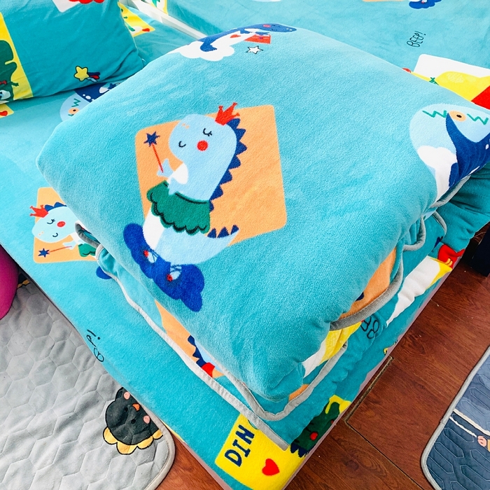 91家纺网 家纺一手货源 找家纺 小虾米 2024新款加厚上下床牛奶绒单被套 恐龙世界