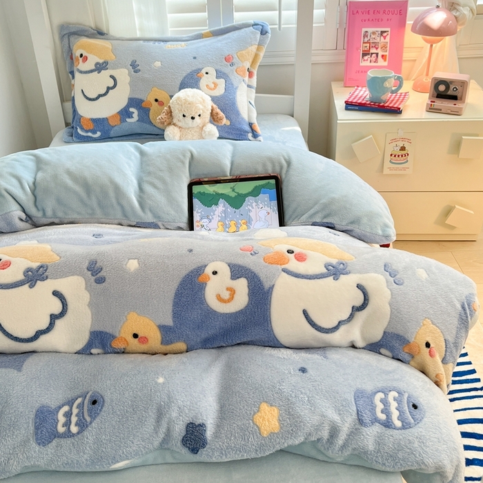 91家纺网 家纺一手货源 找家纺 川悦生活 2024新款雪花绒宿舍三件套 哒哒鸭吖