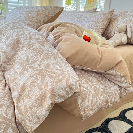 91家纺网 家纺一手货源 找家纺 沐辰 2024新款A类全棉磨毛印花四件套-花卉类 落叶知秋