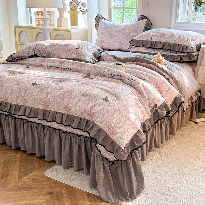 91家纺网 家纺一手货源 找家纺 韩约家纺 2025新款1针织棉皱皱纱床盖款夏凉被春秋被冬被四件套 蝶韵