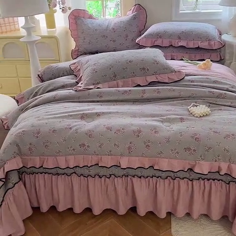 91家纺网 家纺一手货源 找家纺 韩约家纺 2025新款1针织棉皱皱纱床盖款夏凉被春秋被冬被四件套 沉香