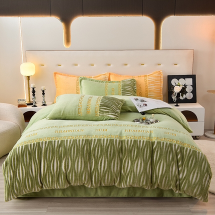 91家纺网 家纺一手货源 找家纺 （总）苏迪 2025新款拼接款牛奶绒四件套