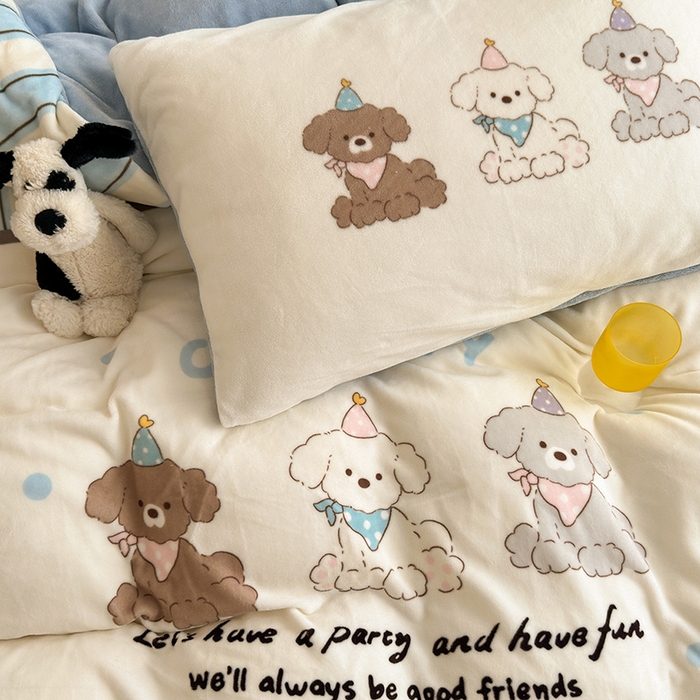 91家纺网 家纺一手货源 找家纺 2024新款大版卡通双面高克重牛奶绒床单款四件套 快乐汪