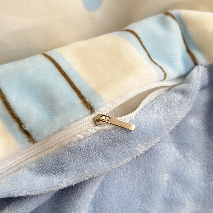 91家纺网 家纺一手货源 找家纺 2024新款大版卡通双面高克重牛奶绒床单款四件套 快乐汪