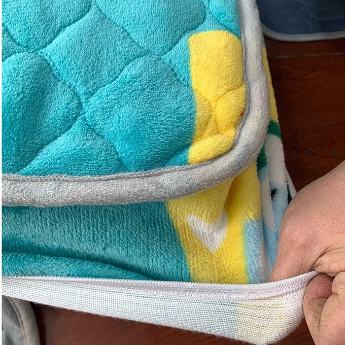 91家纺网 家纺一手货源 找家纺 小虾米 2024新款加厚上下床牛奶绒夹棉床笠款 恐龙世界