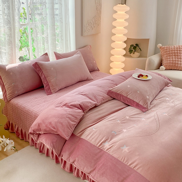 91家纺网 家纺一手货源 找家纺 美伦美焕 2024新款宝宝绒星月床盖四件套 星月 豆沙