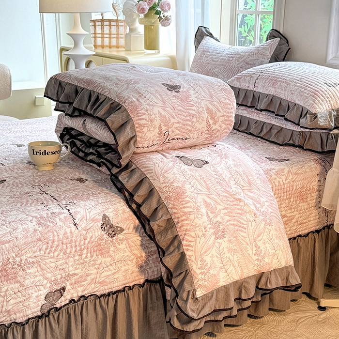 91家纺网 家纺一手货源 找家纺 韩约家纺 2025新款1针织棉皱皱纱床盖款夏凉被春秋被冬被四件套 蝶韵