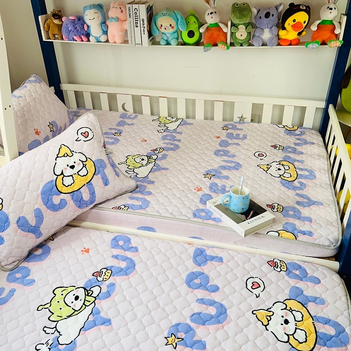 91家纺网 家纺一手货源 找家纺 小虾米 2024新款加厚上下床牛奶绒夹棉床笠款 奇趣乐园