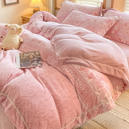 91家纺网 家纺一手货源 找家纺 （总）简如 2025新款A类加厚冰岛立体雕花牛奶绒浮雕绒四件套（有买家秀）
