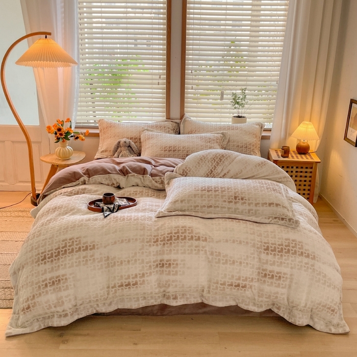 91家纺网 家纺一手货源 找家纺 简如 2025新款A类加厚冰岛立体雕花牛奶绒浮雕绒四件套（有买家秀） 告白-咖