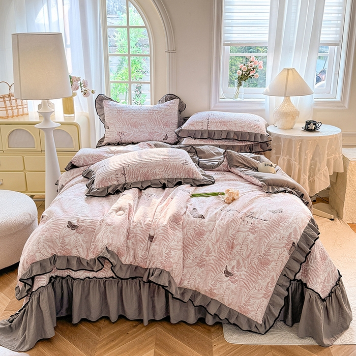 91家纺网 家纺一手货源 找家纺 韩约家纺 2025新款1针织棉皱皱纱床盖款夏凉被春秋被冬被四件套 蝶韵