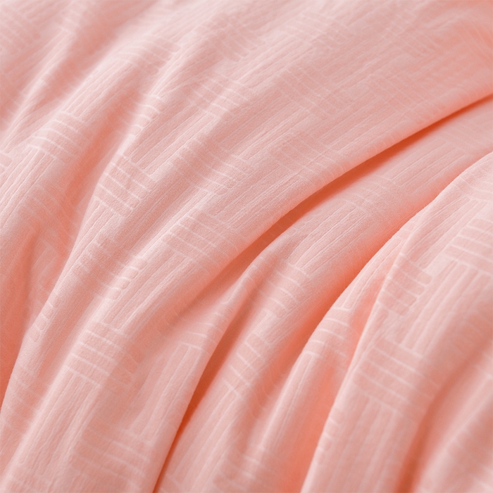 91家纺网 家纺一手货源 找家纺 预言家纺 2024新款良品压花冬被子母被 良品粉