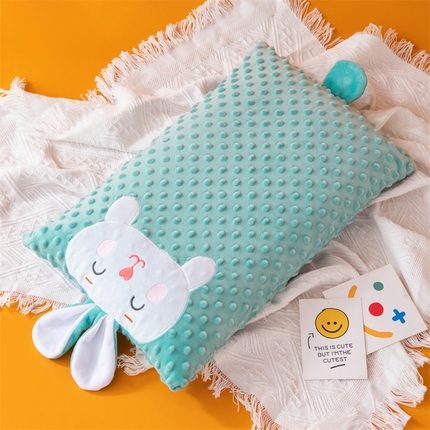 91家纺网 家纺一手货源 找家纺 （总）织布人 2024新款荞麦枕豆豆绒小兔1-12岁儿童枕学生枕头套+荞麦枕芯