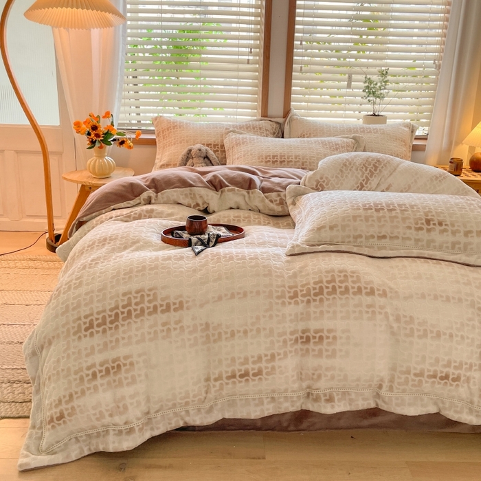 91家纺网 家纺一手货源 找家纺 简如 2025新款A类加厚冰岛立体雕花牛奶绒浮雕绒四件套（有买家秀） 告白-咖