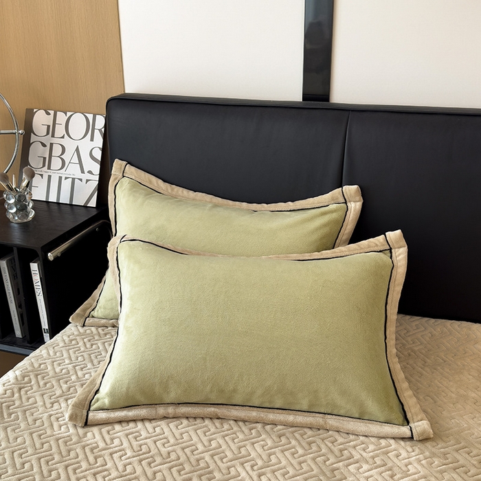 91家纺网 家纺一手货源 找家纺 欧邦 新款纯色牛奶绒单被套夹棉床盖三件套四件套 芥黄+卡其