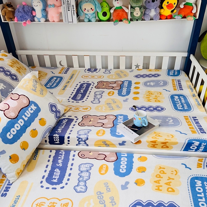 91家纺网 家纺一手货源 找家纺 小虾米 2024新款加厚上下床牛奶绒床笠款 好运满满