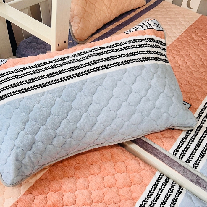 91家纺网 家纺一手货源 找家纺 小虾米 2024新款加厚上下床牛奶绒夹棉床笠款 流年