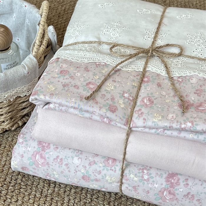 91家纺网 家纺一手货源 找家纺 2024新款全棉印花双层纱四件套--蕾丝花边款 尽染-粉