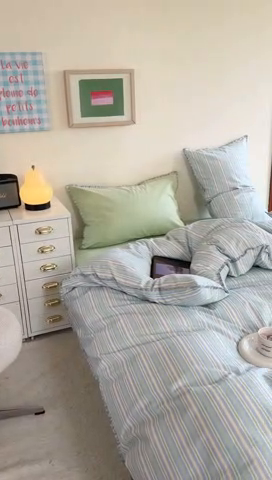 91家纺网 家纺一手货源 找家纺 艾莱家纺 2024新款七彩贝壳系列100S全棉柔顺加厚磨毛四件套 幻珊-绿细条