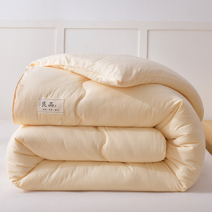 91家纺网 家纺一手货源 找家纺 预言家纺 2024新款良品压花冬被子母被 良品奶黄