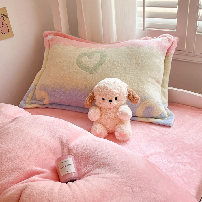 91家纺网 家纺一手货源 找家纺 川悦生活 2024新款雪花绒宿舍三件套 彩虹爱语粉