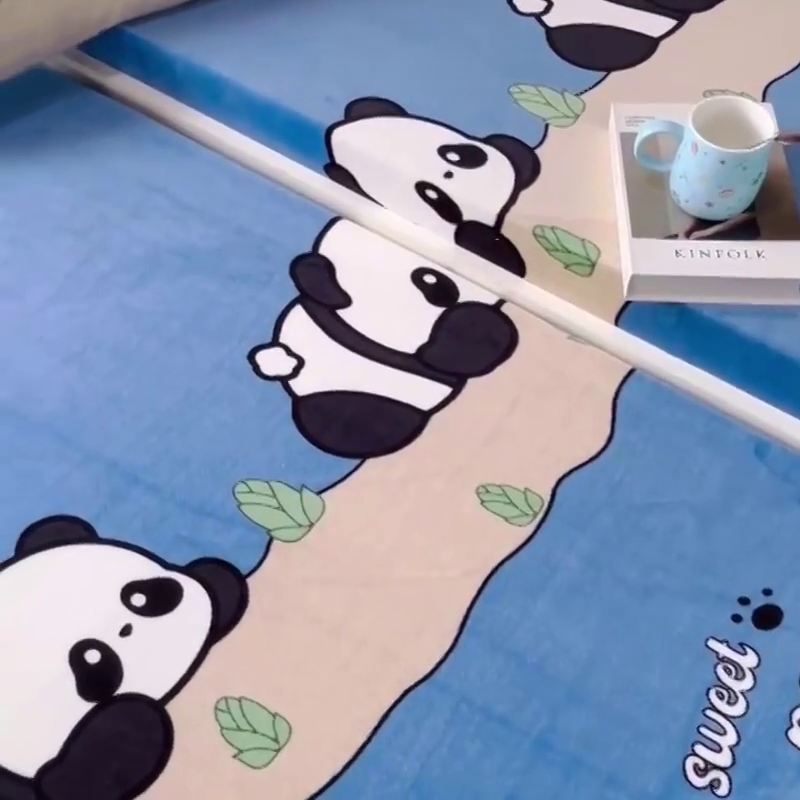 91家纺网 家纺一手货源 找家纺 小虾米 2024新款加厚上下床牛奶绒单被套 熊猫帕帕