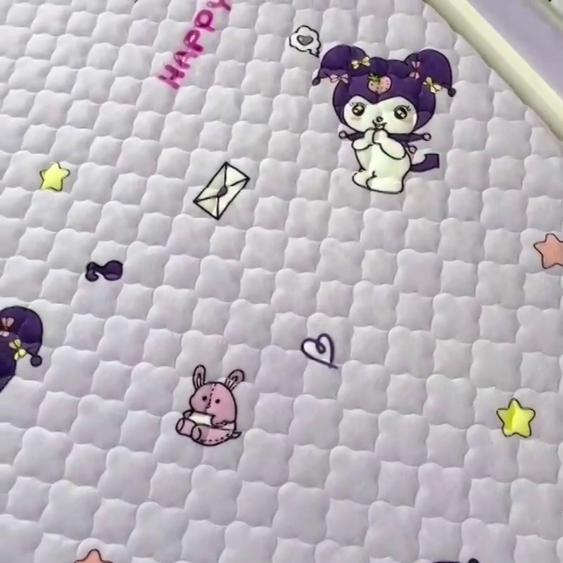 91家纺网 家纺一手货源 找家纺 小虾米 2024新款加厚上下床牛奶绒夹棉床笠款 小精灵