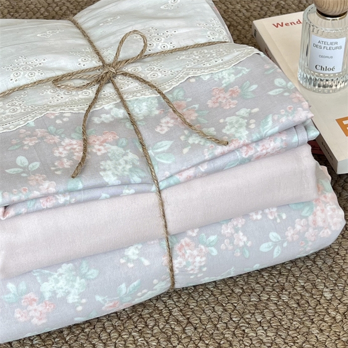 91家纺网 家纺一手货源 找家纺 2024新款全棉印花双层纱四件套--蕾丝花边款 繁园