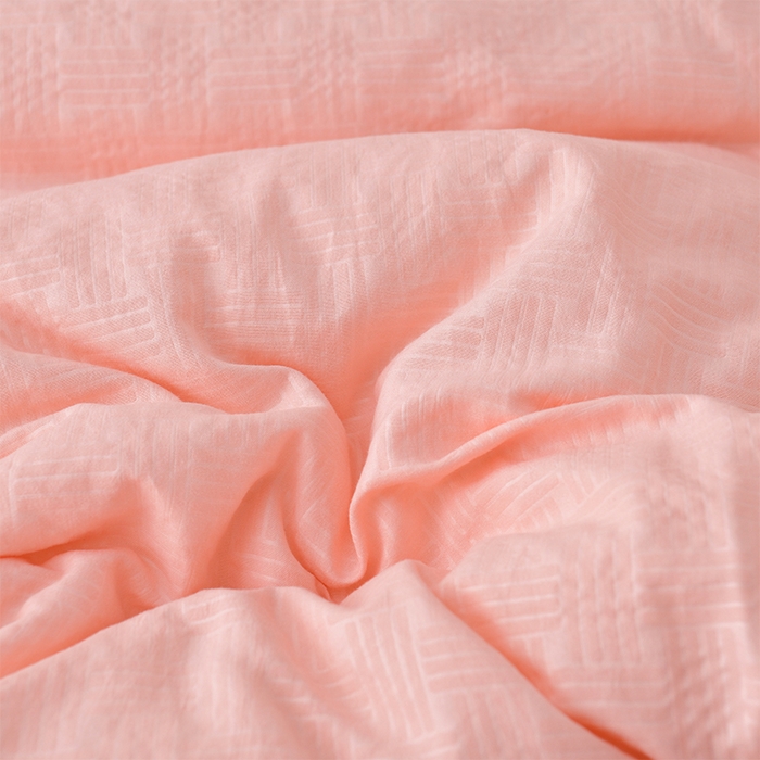 91家纺网 家纺一手货源 找家纺 预言家纺 2024新款良品压花冬被子母被 良品粉