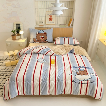 91家纺网 家纺一手货源 找家纺 2024新款卡通大版高克重牛奶绒豆豆被四件套 云朵熊