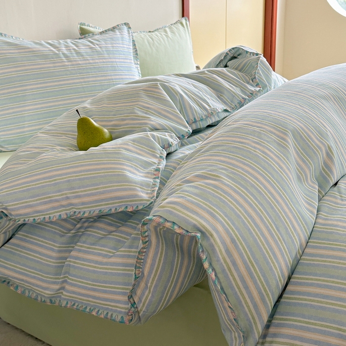 91家纺网 家纺一手货源 找家纺 艾莱家纺 2024新款七彩贝壳系列100S全棉柔顺加厚磨毛四件套 幻珊-绿细条