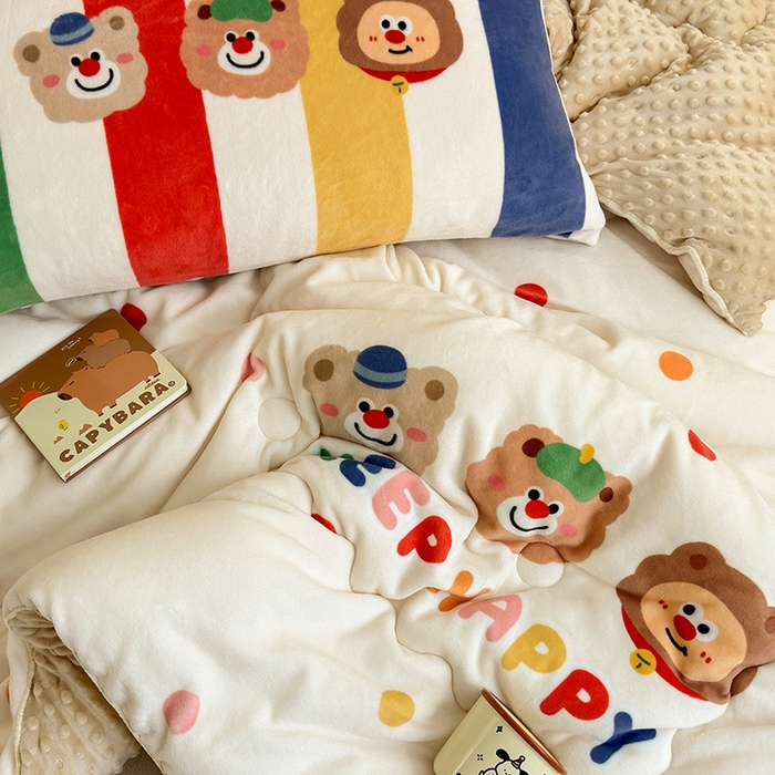 91家纺网 家纺一手货源 找家纺 2024新款卡通大版高克重牛奶绒豆豆被四件套 三只熊