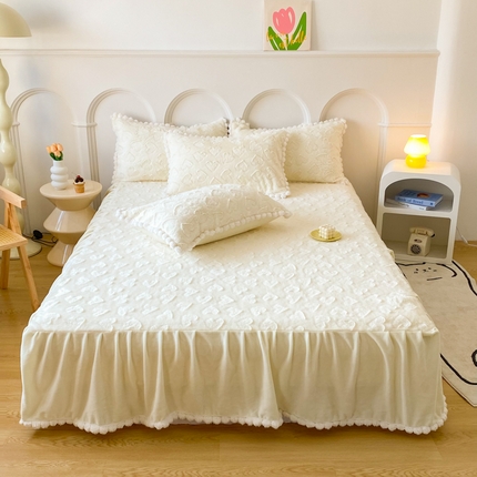 91家纺网 家纺一手货源 找家纺 （总）禧缘家纺（原梦想家） 2024新款兔兔绒花边床裙