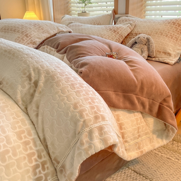 91家纺网 家纺一手货源 找家纺 简如 2025新款A类加厚冰岛立体雕花牛奶绒浮雕绒四件套（有买家秀） 告白-咖