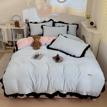 米莱家纺 2024新款韩式花边牛奶绒四件套 奶油蓝格