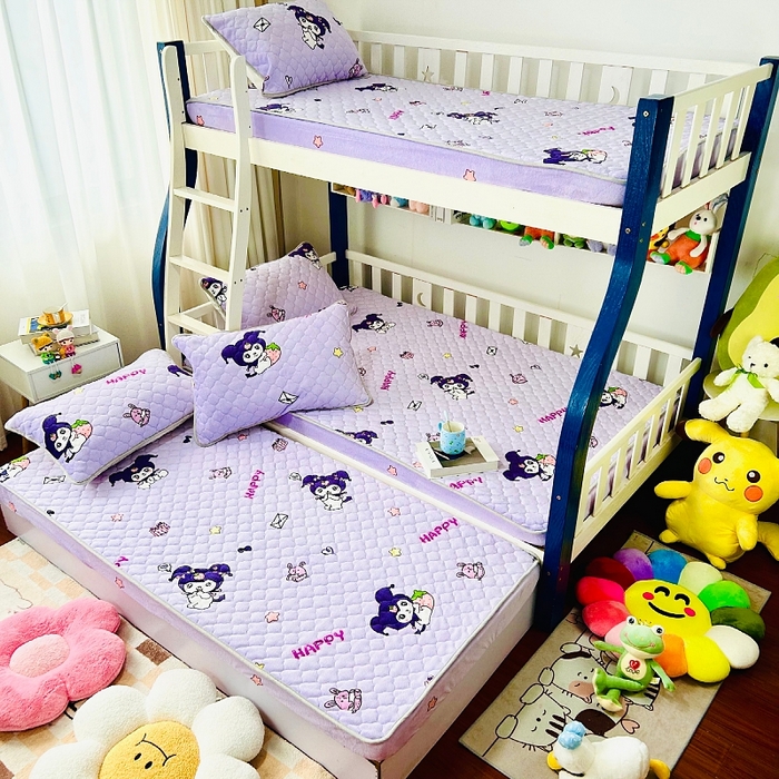 91家纺网 家纺一手货源 找家纺 小虾米 2024新款加厚上下床牛奶绒夹棉床笠款 小精灵