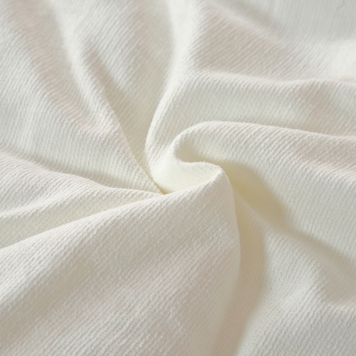 91家纺网 家纺一手货源 找家纺 丝薇雅 2024新款雪绒棉立体冬被 玉+白