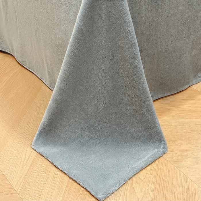 91家纺网 家纺一手货源 找家纺 贝扬思家纺 2024新款加厚雪花绒印花四件套 黑猫仔仔