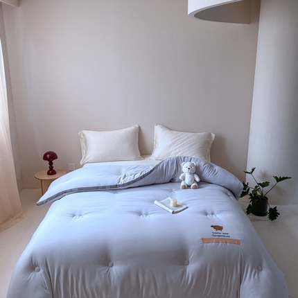 91家纺网 家纺一手货源 找家纺 （总）亿莱鑫 2025新款羊绒蛋白被